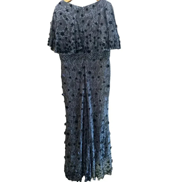 NWT Mac Duggal 67712 Bell Sleeve Lace Dress MIDNIGHT BLUEBERRY $698 size 16 - Picture 14 of 14